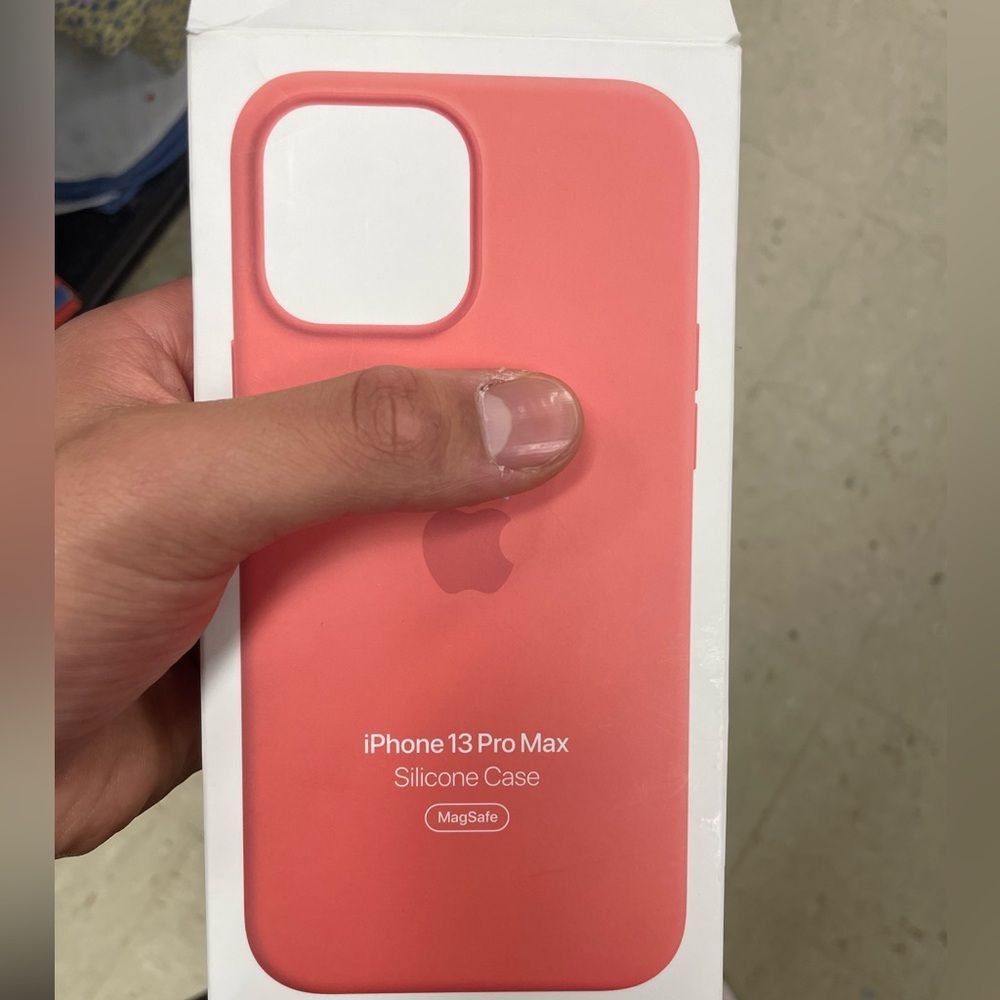 iPhone 13 Pro Max silicon case color (pink)